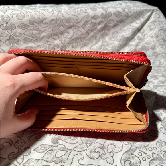 Coach Long Double Zipper Accordion Red Leather Wallet / Wristlet - EUC - Picture 5 of 11